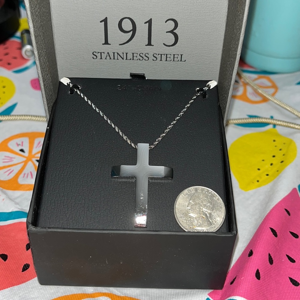 NWT 1913 Stainless Steel Simple Cross necklace, 24” chain